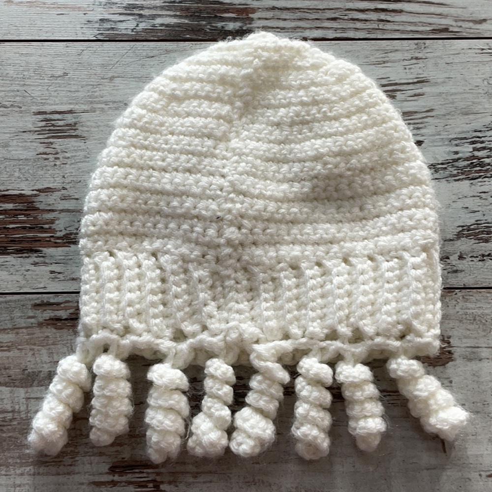 Handmade squid hat - Picture 2 of 6